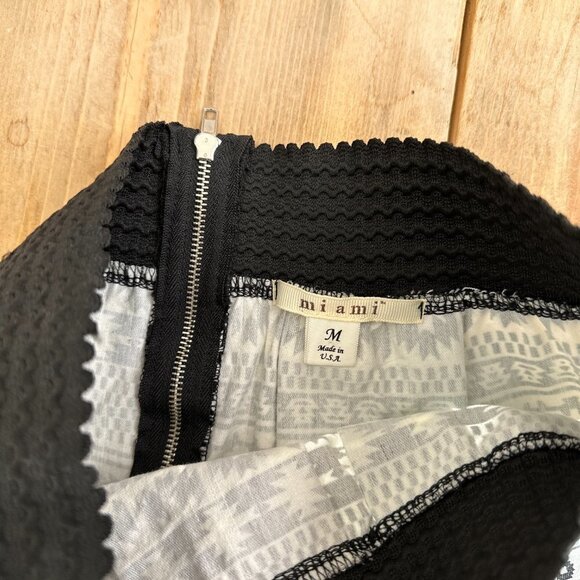 Mi Ami Southwestern Mini Swing Skirt Elastic Waist M Black White Made in USA - Picture 3 of 5